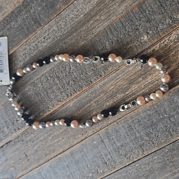 AUTHENTIC COACH PEARLS NEACKLECE🥰 - Picture 7 of 9